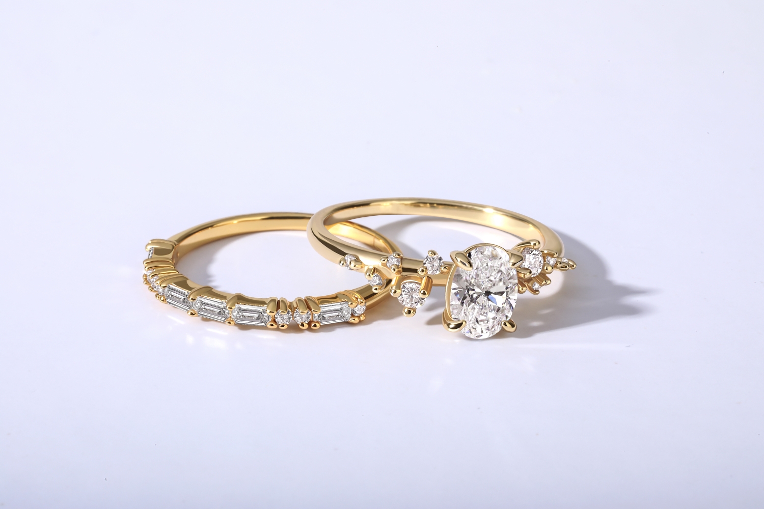 モアサナイトの婚約指輪と結婚指輪