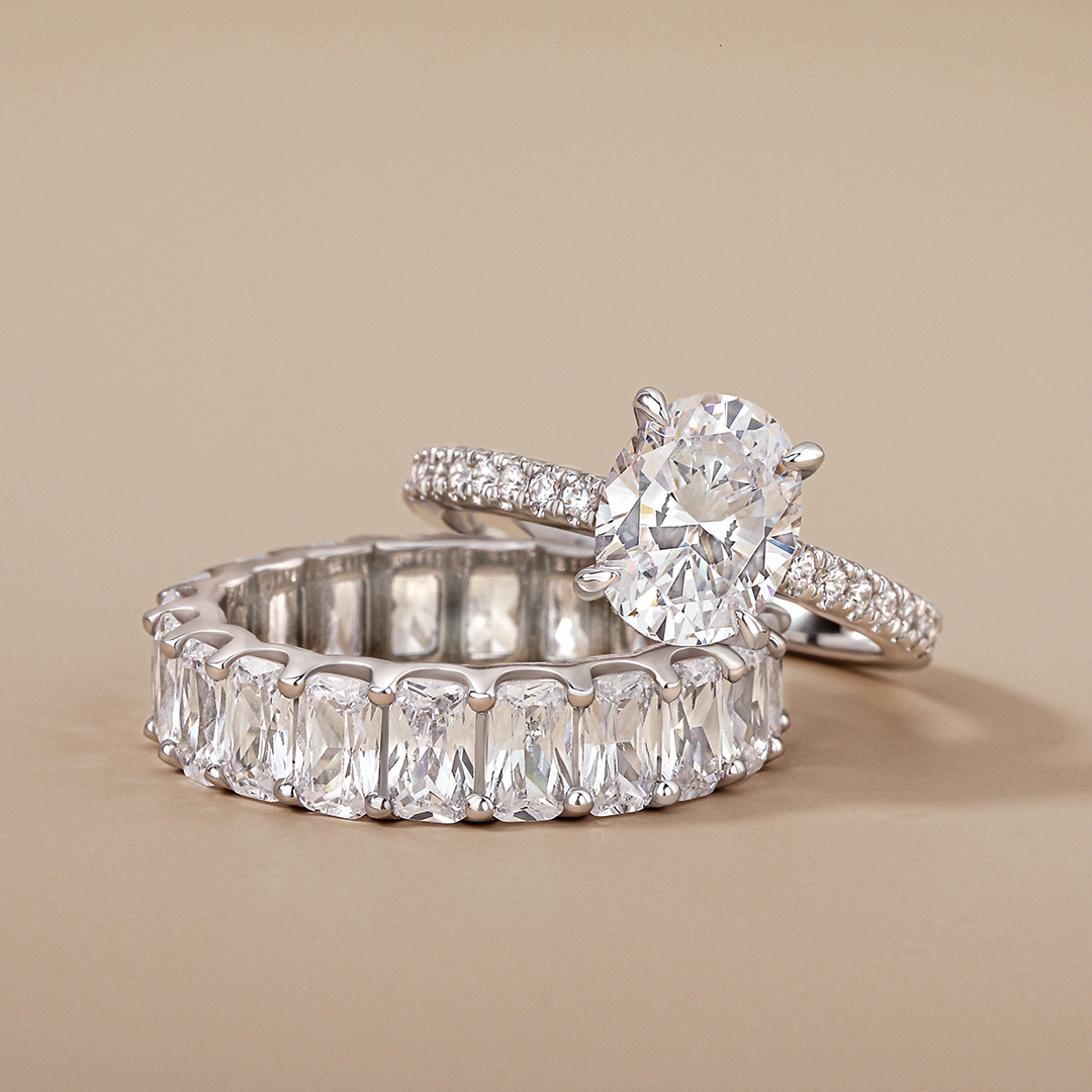 Anillo de Compromiso vs. Alianza de Boda: Significados, Reglas y Cómo Elegir